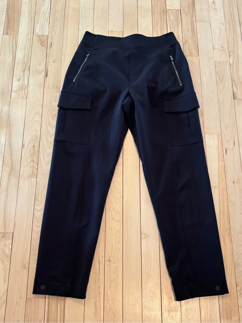 Athleta Endless High Rise Cargo Pants Black Size 6 - Picture 7 of 12